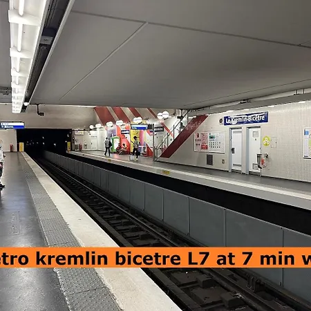 Cosy Kremlin Bicetre Metro Station Appartement *